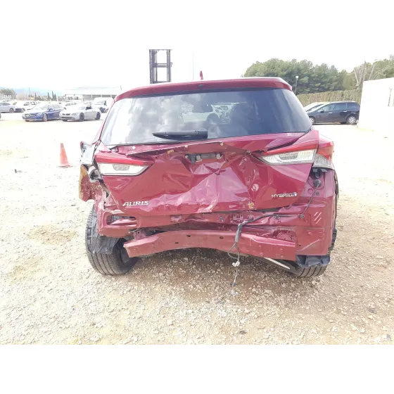 TOYOTA AURIS '2017 HYBRID ACTIVE ROJO