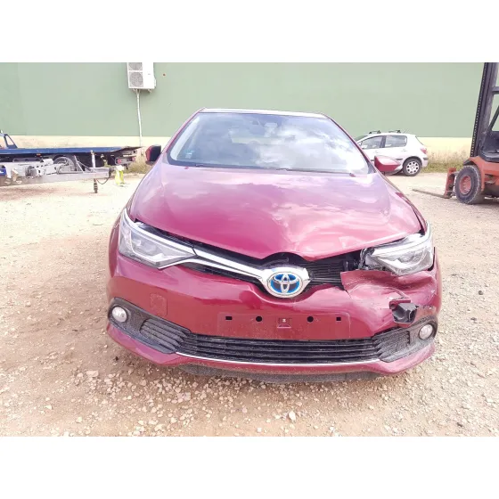 TOYOTA AURIS '2017 HYBRID ACTIVE ROJO