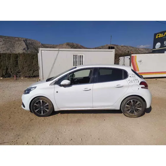 PEUGEOT 208 '2019 TECH EDITION BLUE HDI BLANCO
