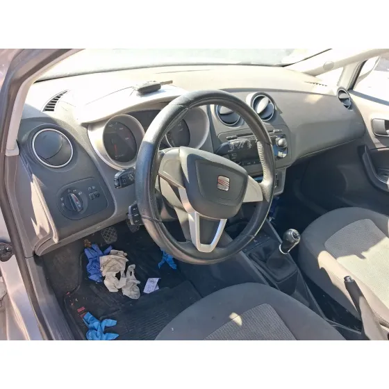 Seat IBIZA IV (6J5, 6P1) 2009