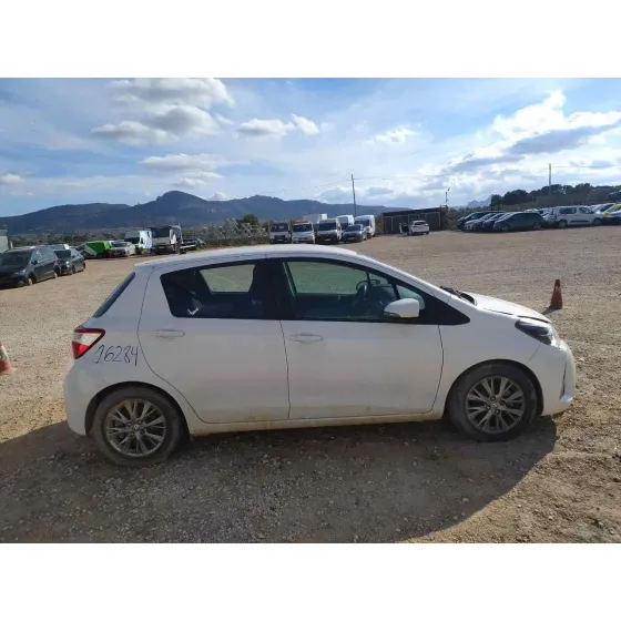 TOYOTA YARIS '2017 ACTIVE BLANCO