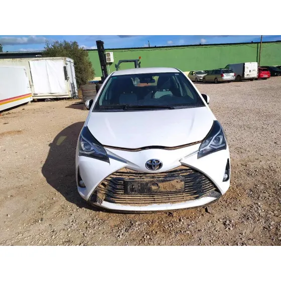 TOYOTA YARIS '2017 ACTIVE BLANCO
