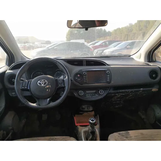 TOYOTA YARIS '2017 ACTIVE BLANCO