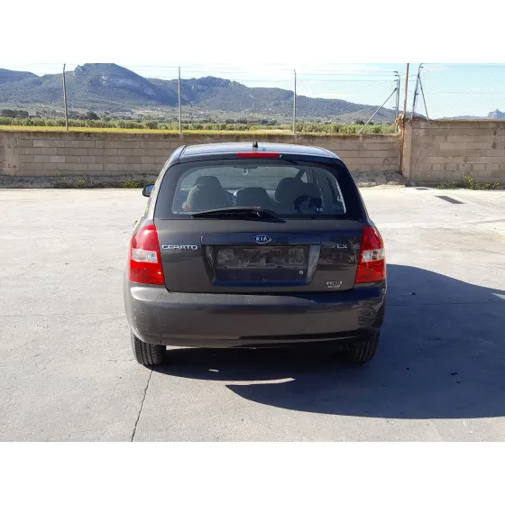 Kia CERATO I HATCHBACK (LD) 2004