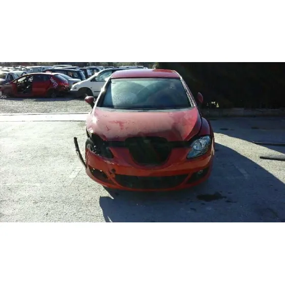 SEAT LEON (1P1) '2005 REFERENCE ROJO