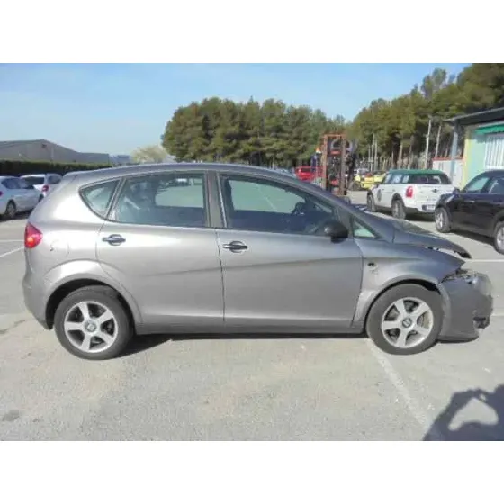 SEAT ALTEA (5P1) '2004 HOT GRIS OSCURO