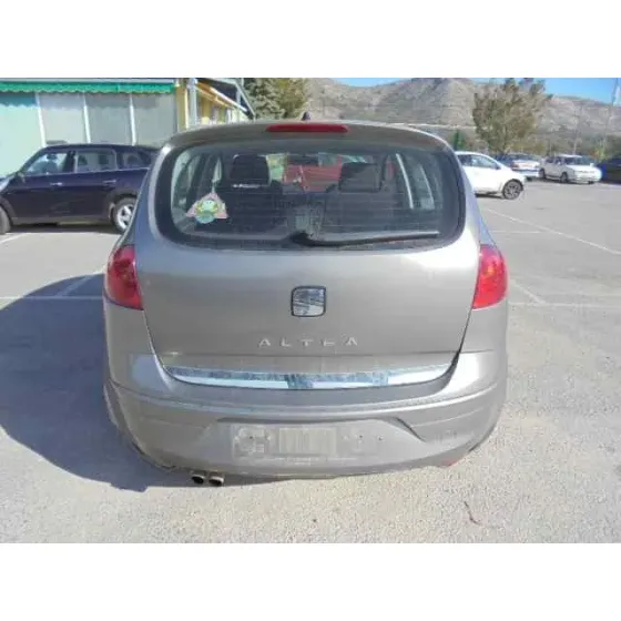 SEAT ALTEA (5P1) '2004 HOT GRIS OSCURO