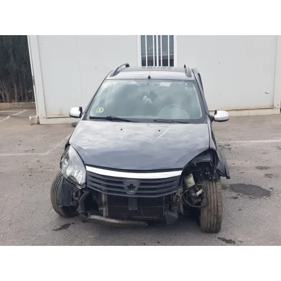 DACIA SANDERO '2010 BASICO NEGRO