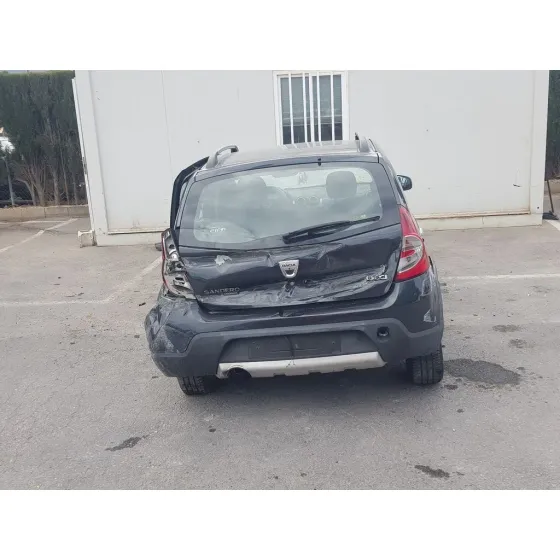 DACIA SANDERO '2010 BASICO NEGRO