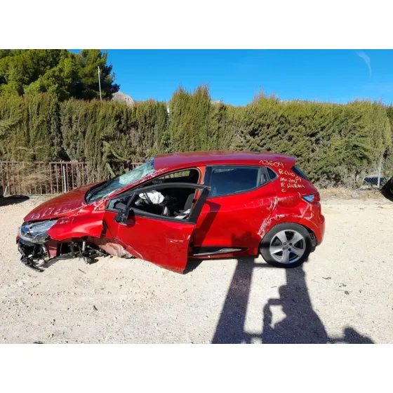 RENAULT CLIO IV '2012 DYNAMIQUE ROJO