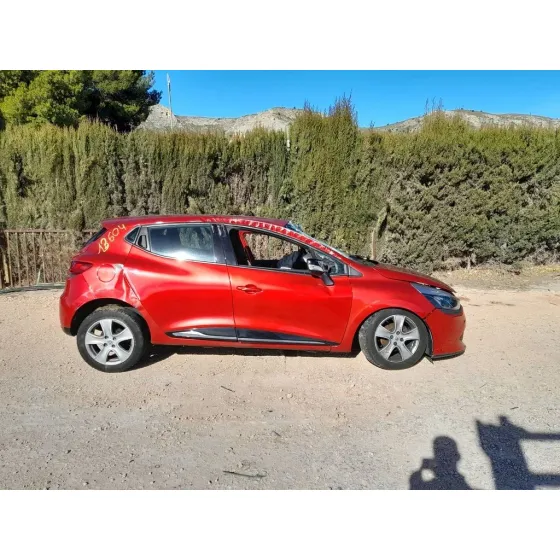 RENAULT CLIO IV '2012 DYNAMIQUE ROJO