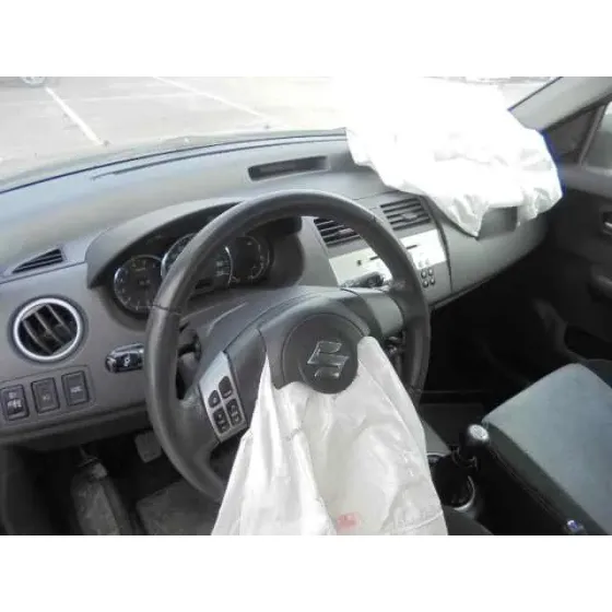 SUZUKI SWIFT BERLINA (MZ) '2009 GL (5-PTAS.) NEGRO