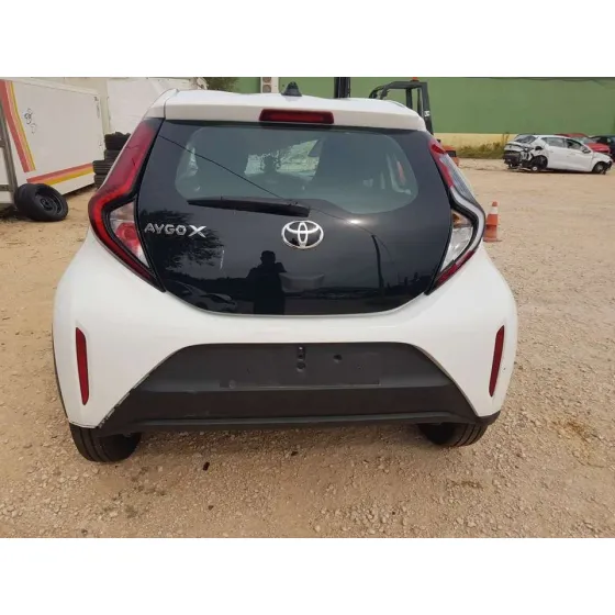 TOYOTA AYGO '2024 X-CITE BLANCO