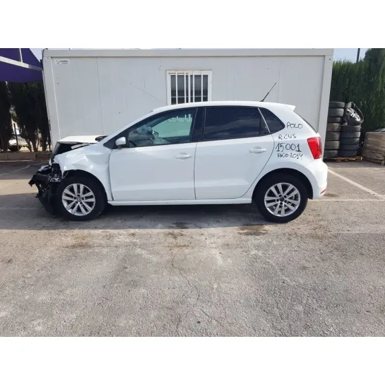 VOLKSWAGEN POLO (6C1) '2014 COMFORTLINE BLUEMOTION BLANCO