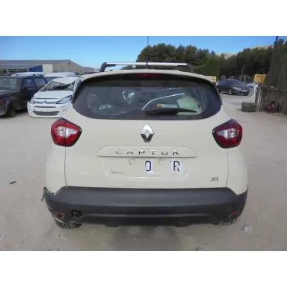 RENAULT CAPTUR '2014 5 P CREMA