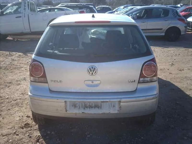 VOLKSWAGEN POLO (9N3) VOLKSWAGEN POLO (9N3) '2005 ADVANCE GRIS 2005