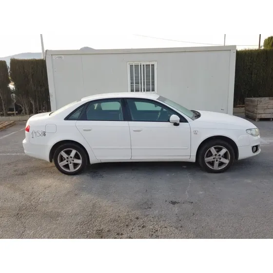 SEAT EXEO BERLINA (3R2) '2011 REFERENCE BLANCO