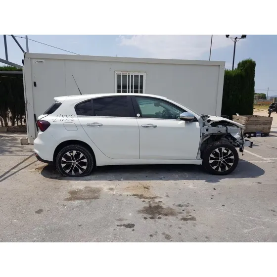 FIAT TIPO II (357) BERLINA '2019 MIRROR BLANCO