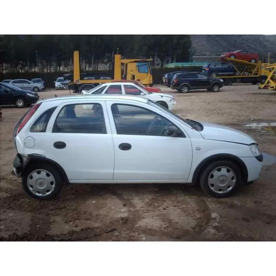 OPEL CORSA C '2000 CLUB BLANCO