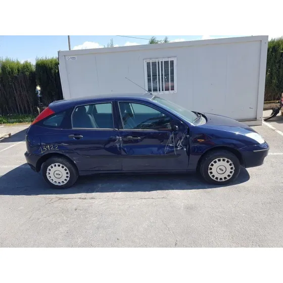 FORD FOCUS BERLINA (CAK) '2003 AMBIENTE AZUL