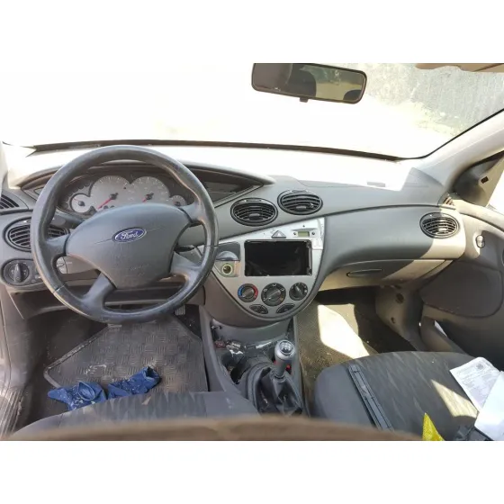 FORD FOCUS BERLINA (CAK) '2003 AMBIENTE AZUL