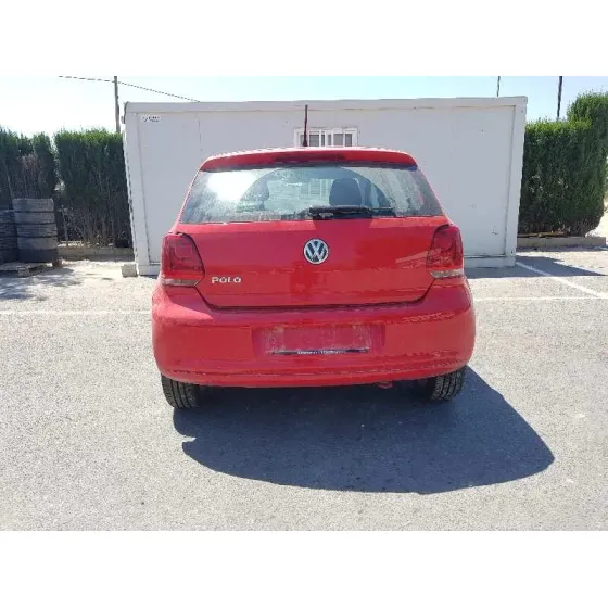 VOLKSWAGEN POLO (6R1) '2011 CROSSPOLO ROJO