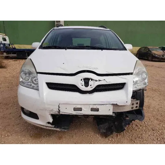 TOYOTA COROLLA VERSO (R1) '2008 2.2 D-4D LUNA BLANCO