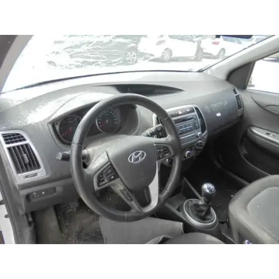 HYUNDAI I20 '2015 GO! BRASIL BLANCO
