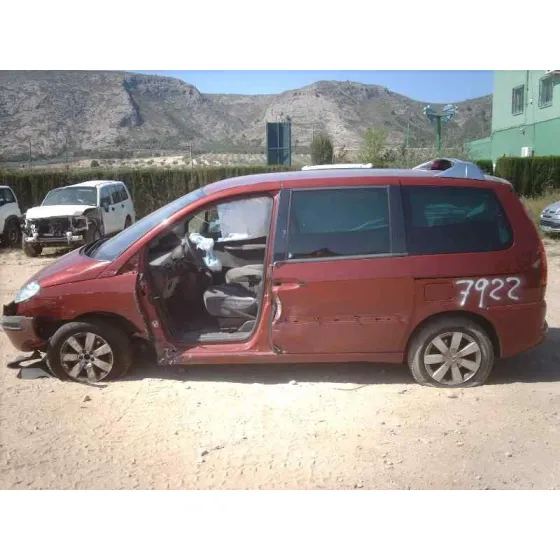 CITROEN C8 '2004 2.2 HDI 16V PREMIER II GRANATE