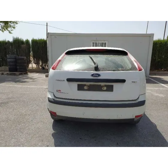 FORD FOCUS BERLINA (CAP) '2006 TREND BLANCO