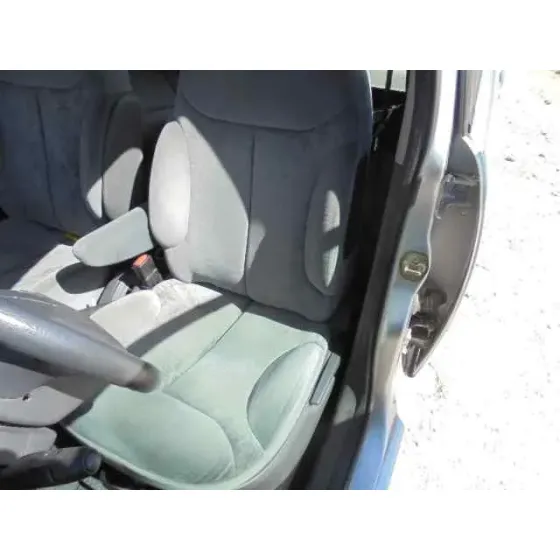 CITROEN C3 '2004 1.4 HDI PREMIER GRIS