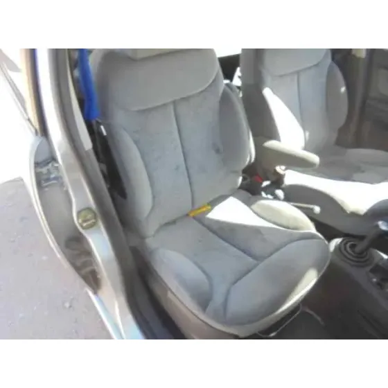 CITROEN C3 '2004 1.4 HDI PREMIER GRIS
