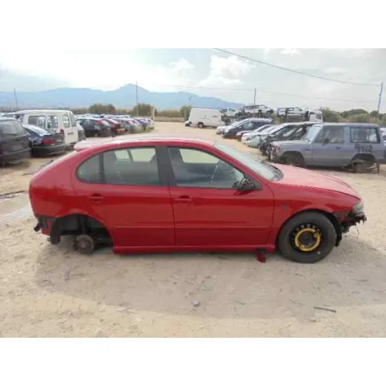 SEAT LEON (1M1) '2005 SPORT F.R. ROJO