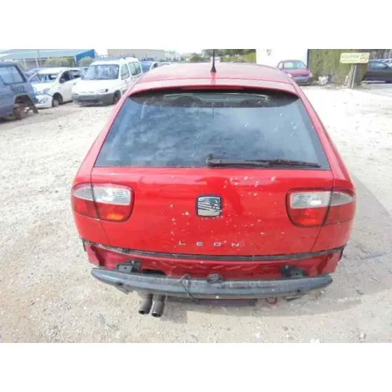 SEAT LEON (1M1) '2005 SPORT F.R. ROJO