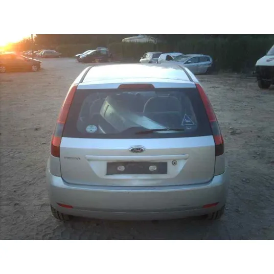 FORD FIESTA (CBK) '2003 GHIA GRIS