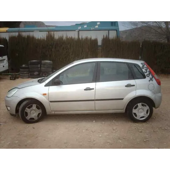 FORD FIESTA (CBK) '2003 GHIA GRIS