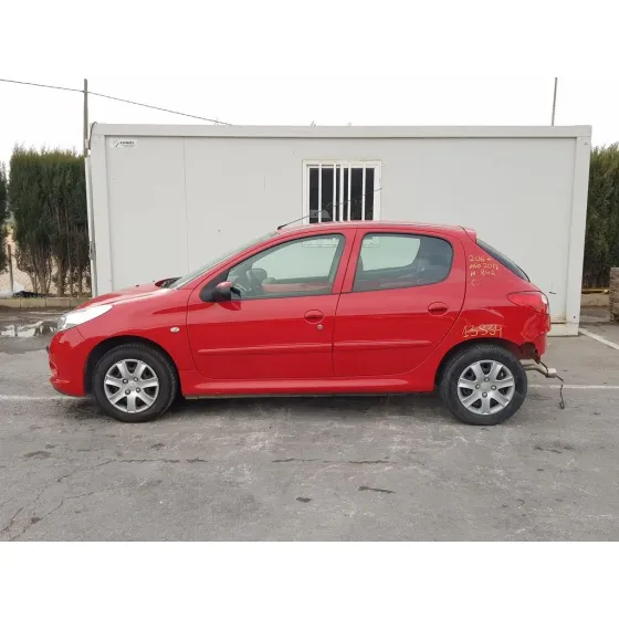 PEUGEOT 206+ '2012 BASICO ROJO