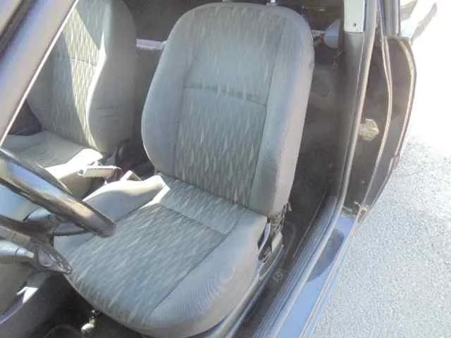 FORD FOCUS BERLINA (CAK) '2003 TREND NEGRO