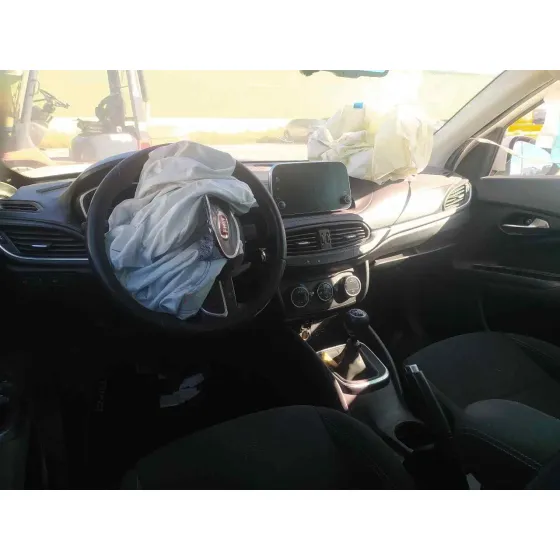 FIAT TIPO II (357) FAM '2018 LOUNGE BLANCO