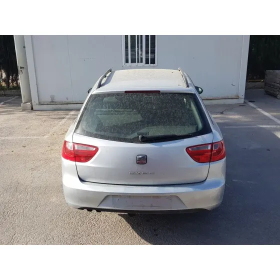 SEAT EXEO ST (3R5)(2009>) '2010 REFERENCE GRIS