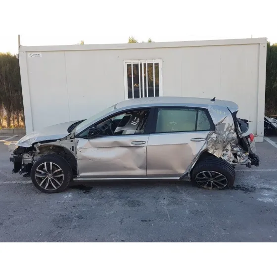 VOLKSWAGEN GOLF VII LIM. (BQ1) '2020 E-GOLF BEIG