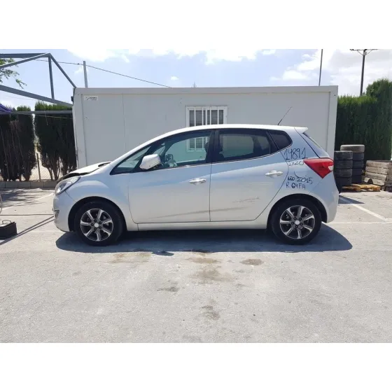 HYUNDAI IX20 '2015 GLS STYLE GRIS