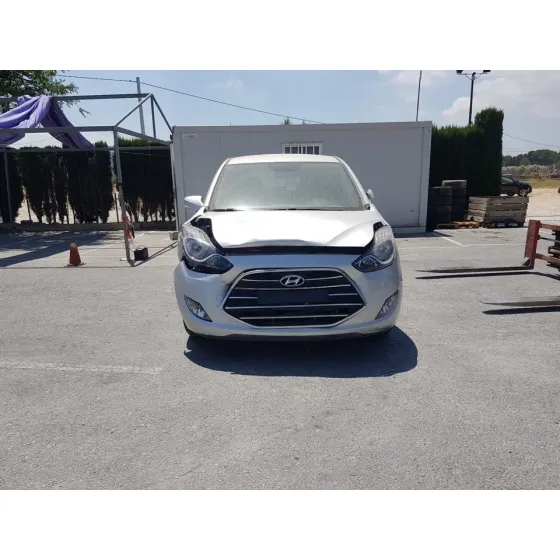 HYUNDAI IX20 '2015 GLS STYLE GRIS