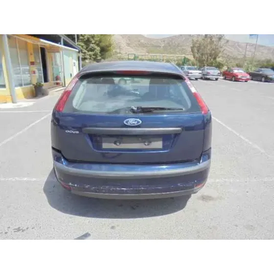 FORD FOCUS BERLINA (CAP) '2005 GHIA AZUL