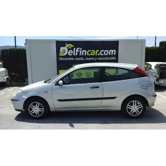 FORD FOCUS BERLINA (CAK) '2002 TREND GRIS PLATA