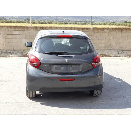 Peugeot 208 I (CA_, CC_) 2013