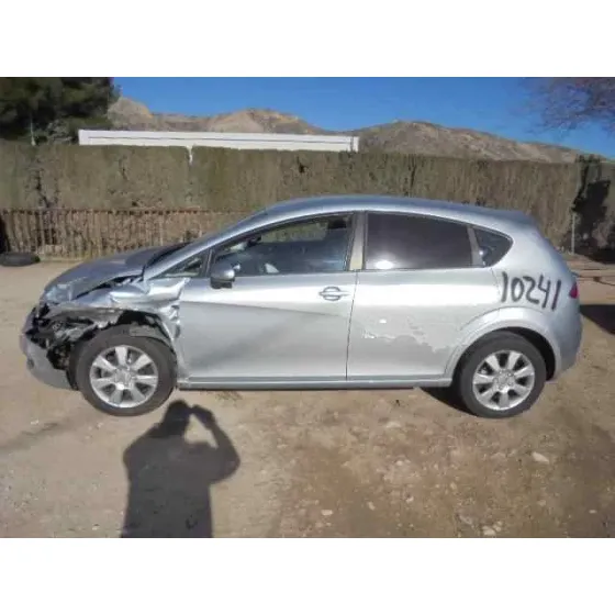 SEAT LEON (1P1) '2008 REFERENCE GRIS