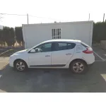 RENAULT MEGANE III BERLINA 5 P '2009 DYNAMIQUE BLANCO