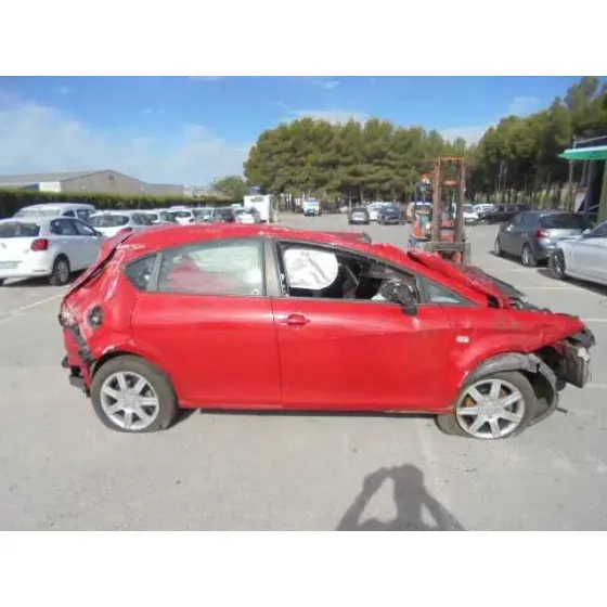 SEAT LEON (1P1) '2005 REFERENCE ROJO