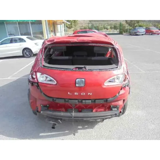 SEAT LEON (1P1) '2005 REFERENCE ROJO
